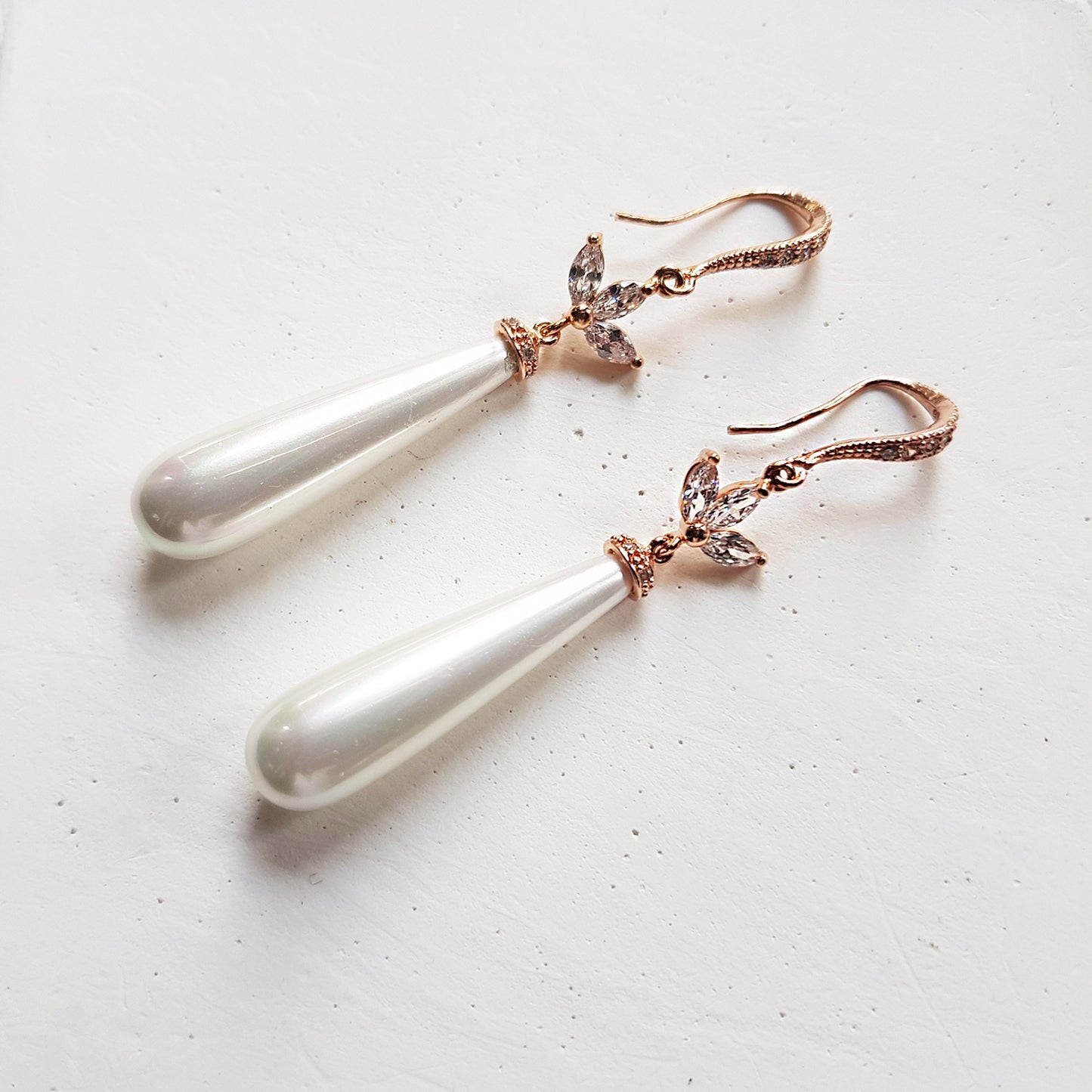Rose gold pearl drop earrings