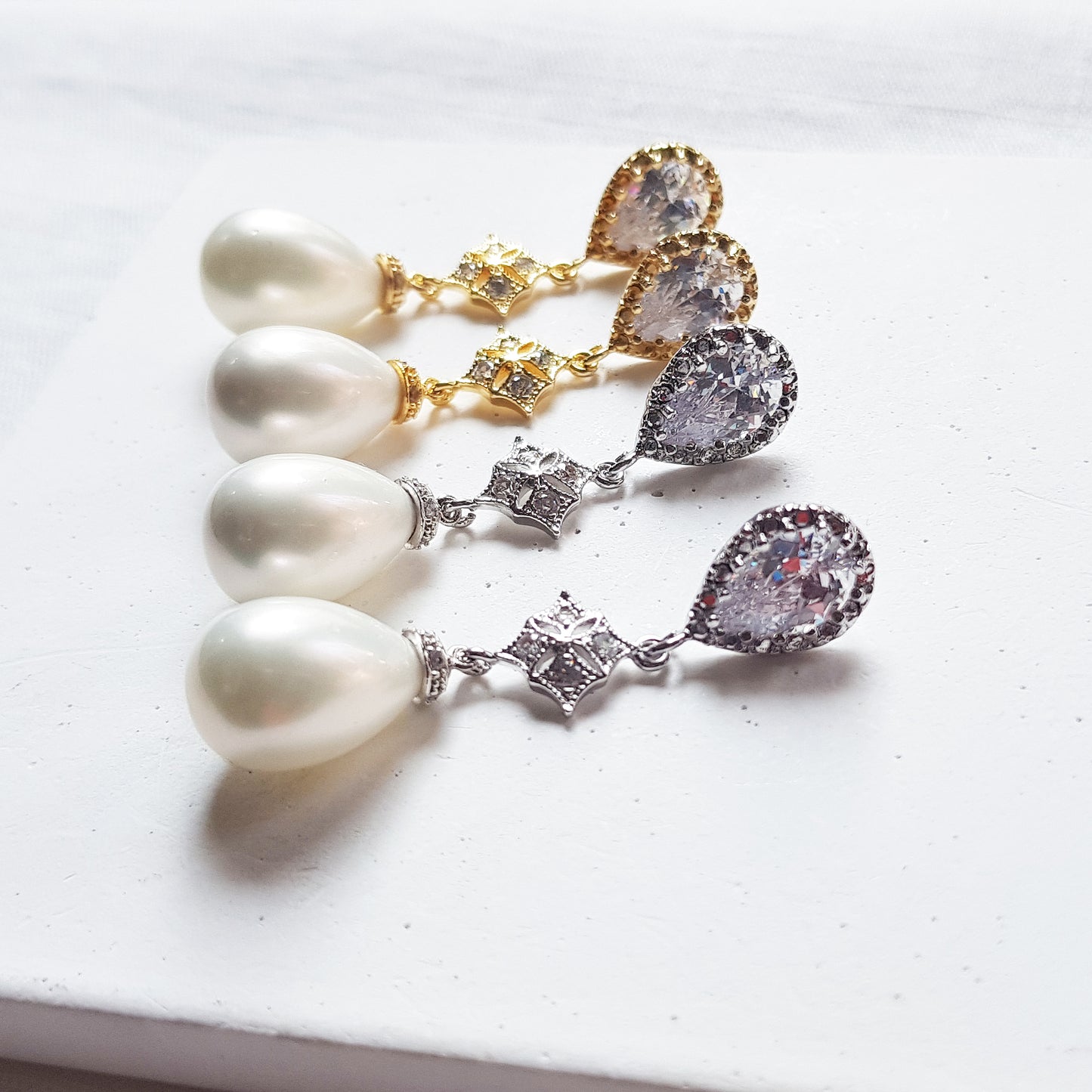 Pearl art deco earrings
