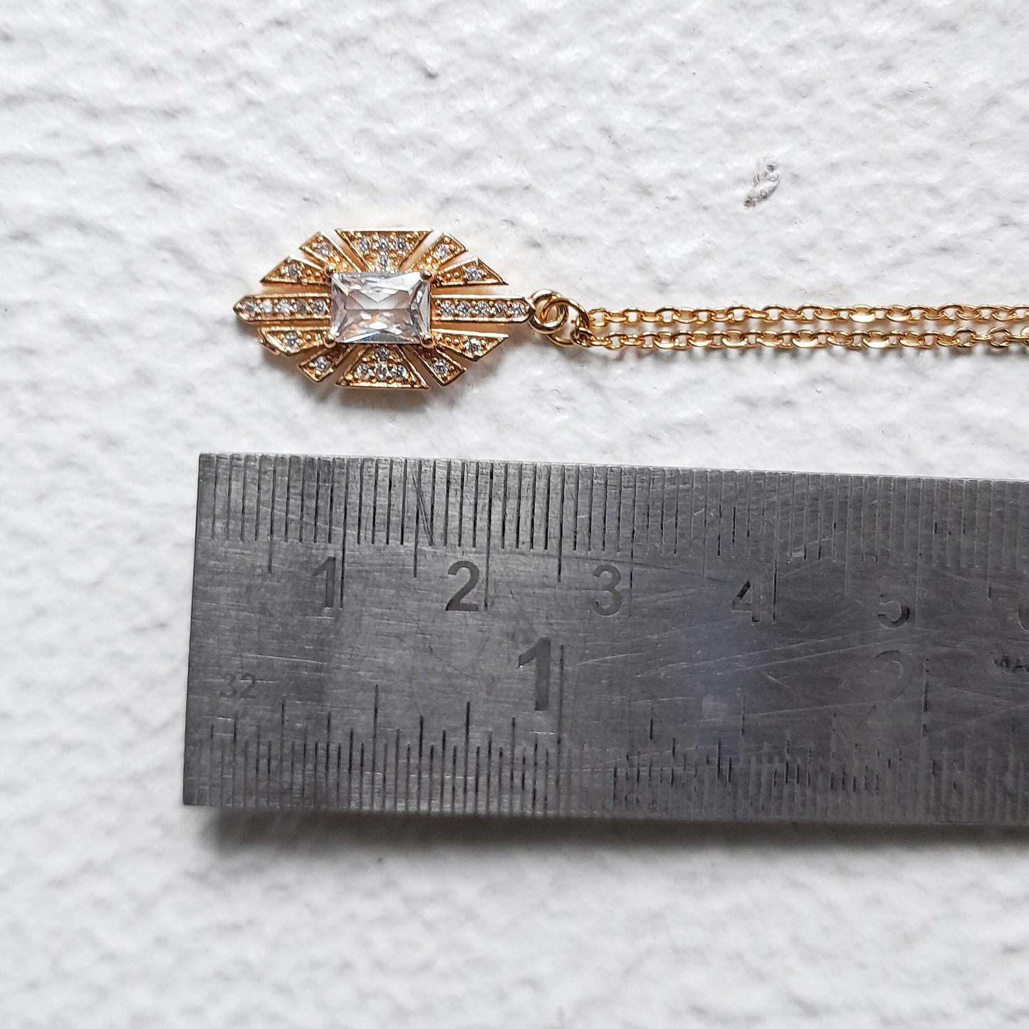 Dazzle in Deco: 1920s Inspired Gold Art Deco Earrings & Necklace Set