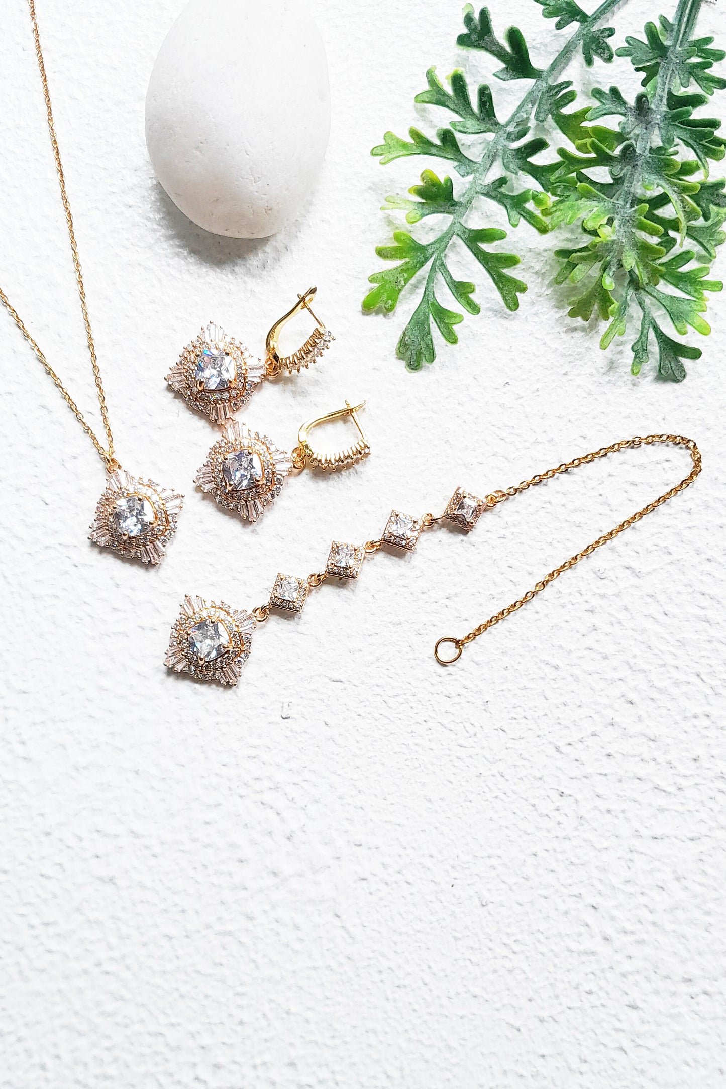 Art Deco Starburst Gold Bridal Jewelry Set