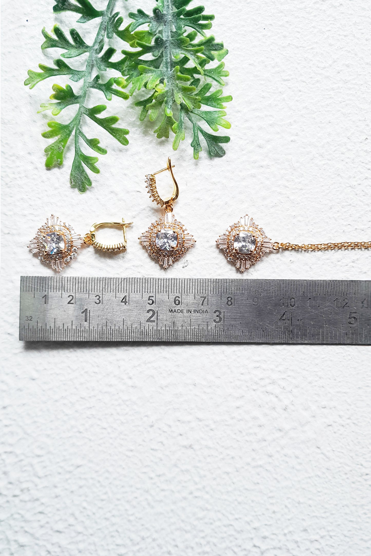 Art Deco Starburst Gold Bridal Jewelry Set