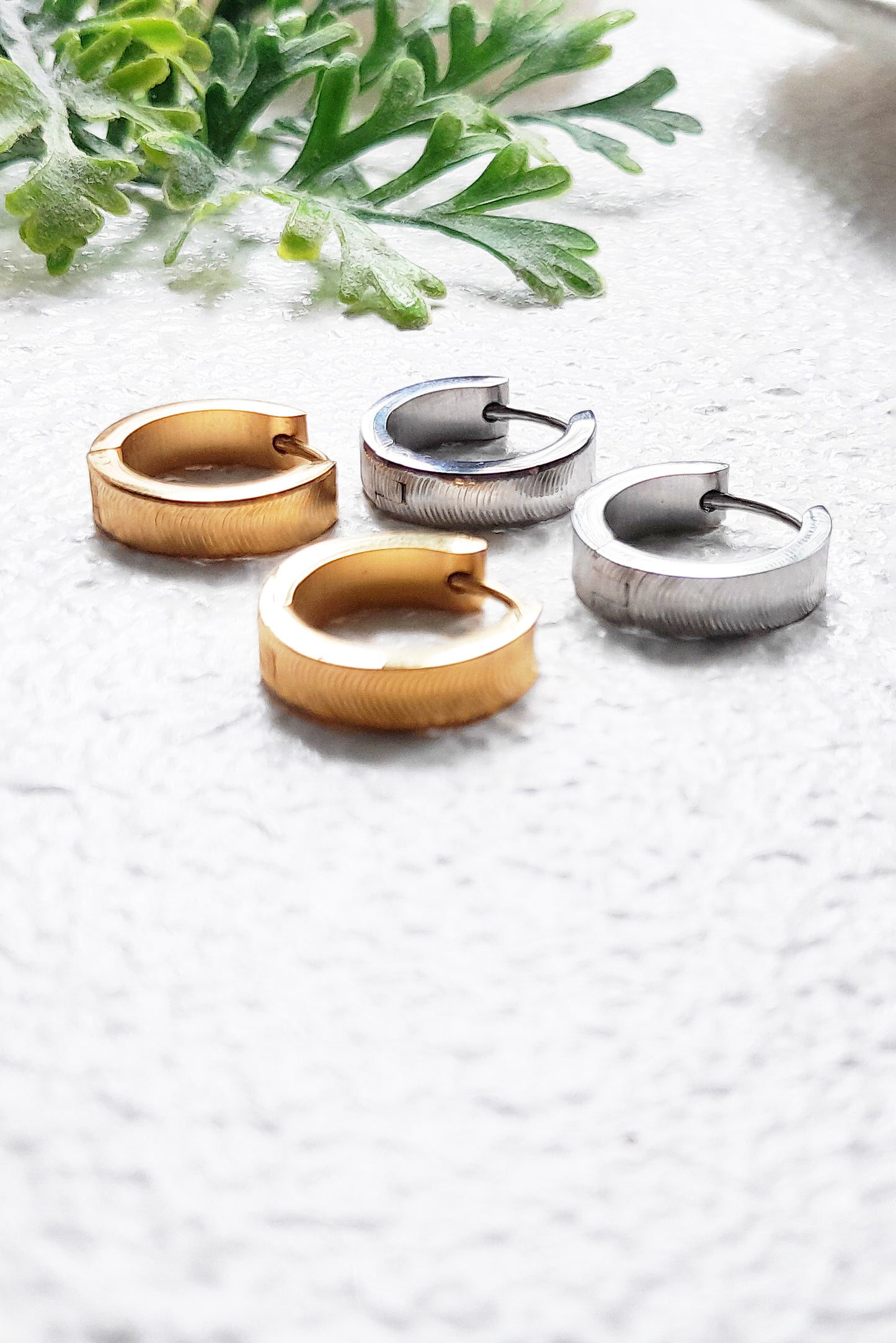 Textured Hoop Earrings Gold