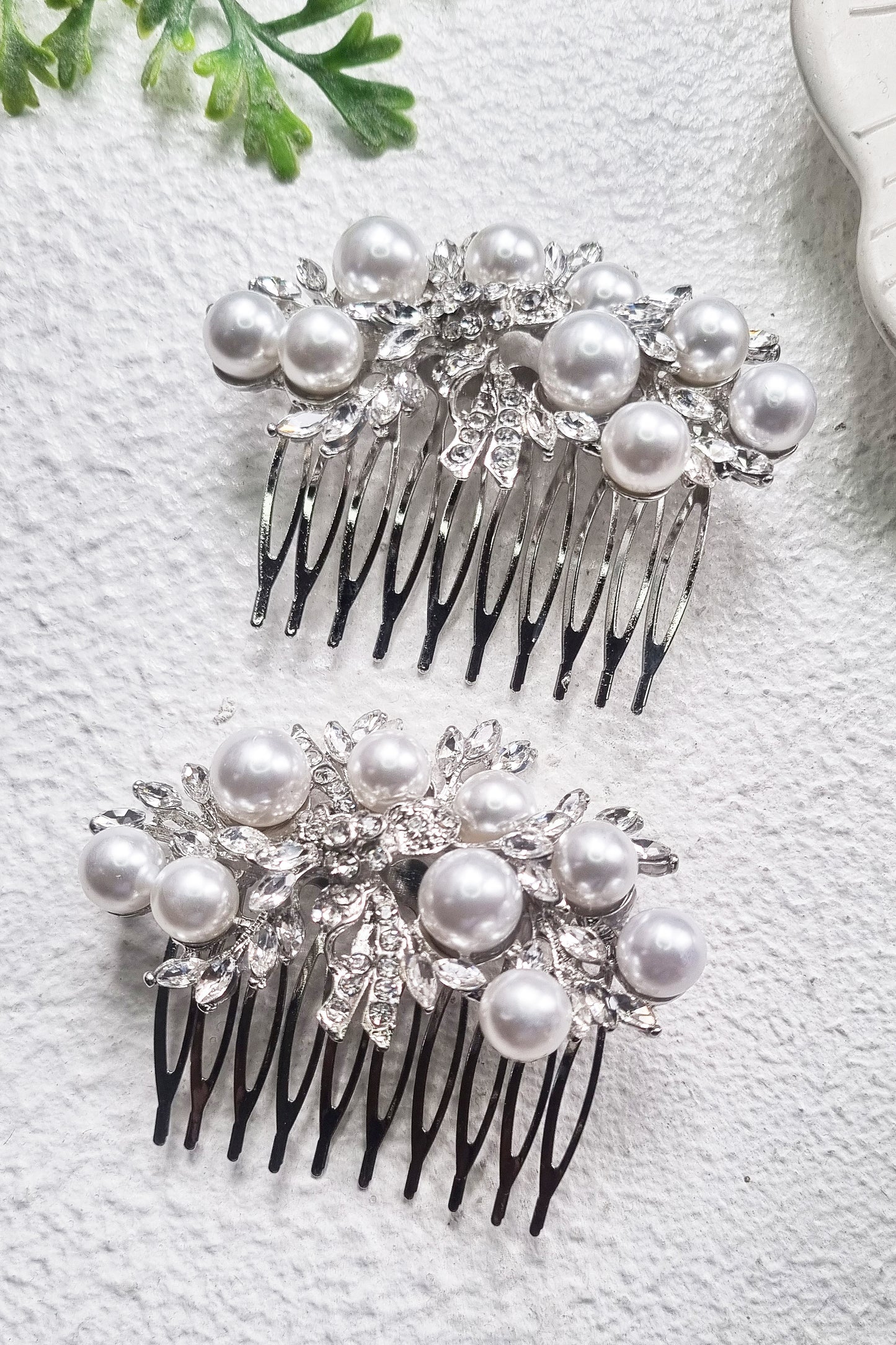 Opulent Small Bridal Comb - Pearl & Silver Detail