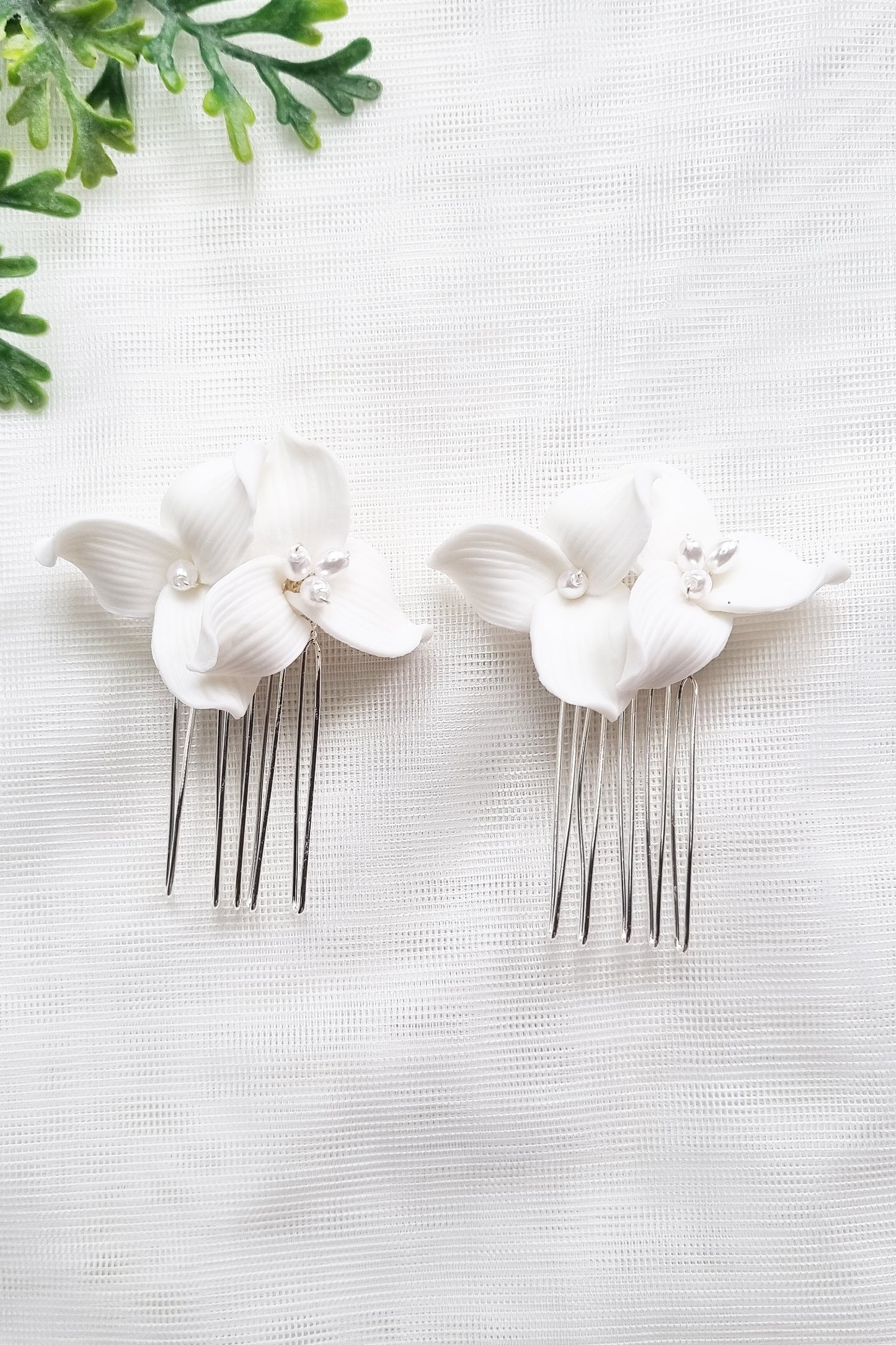 Small White Ceramic Wedding Combs - Set of 2