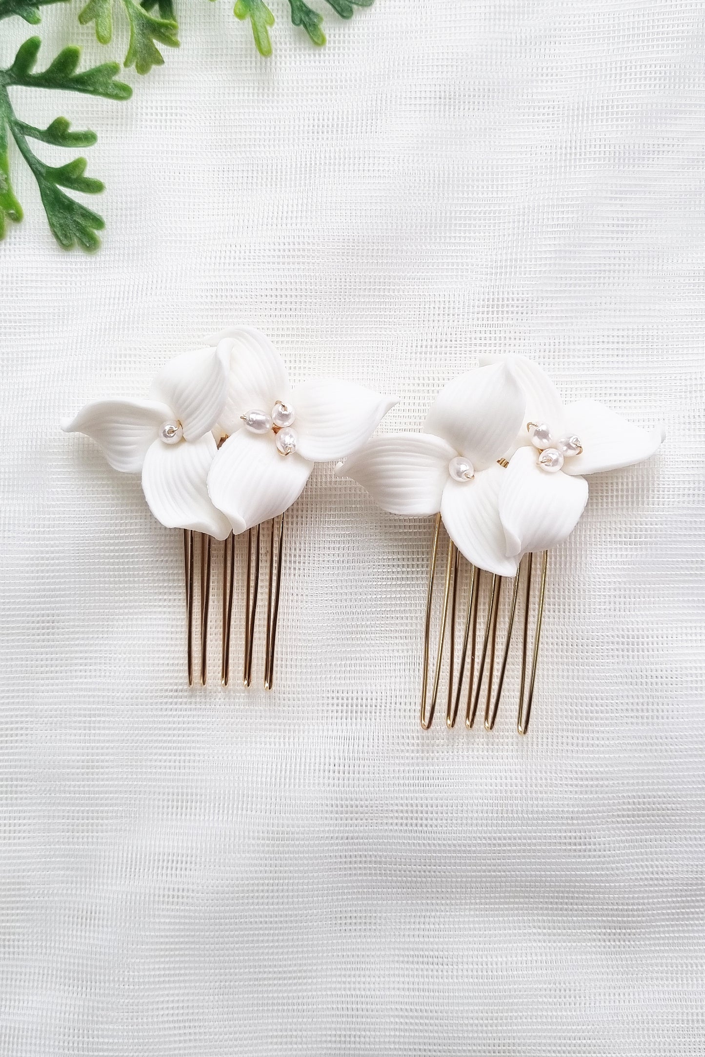 Small White Ceramic Wedding Combs - Set of 2