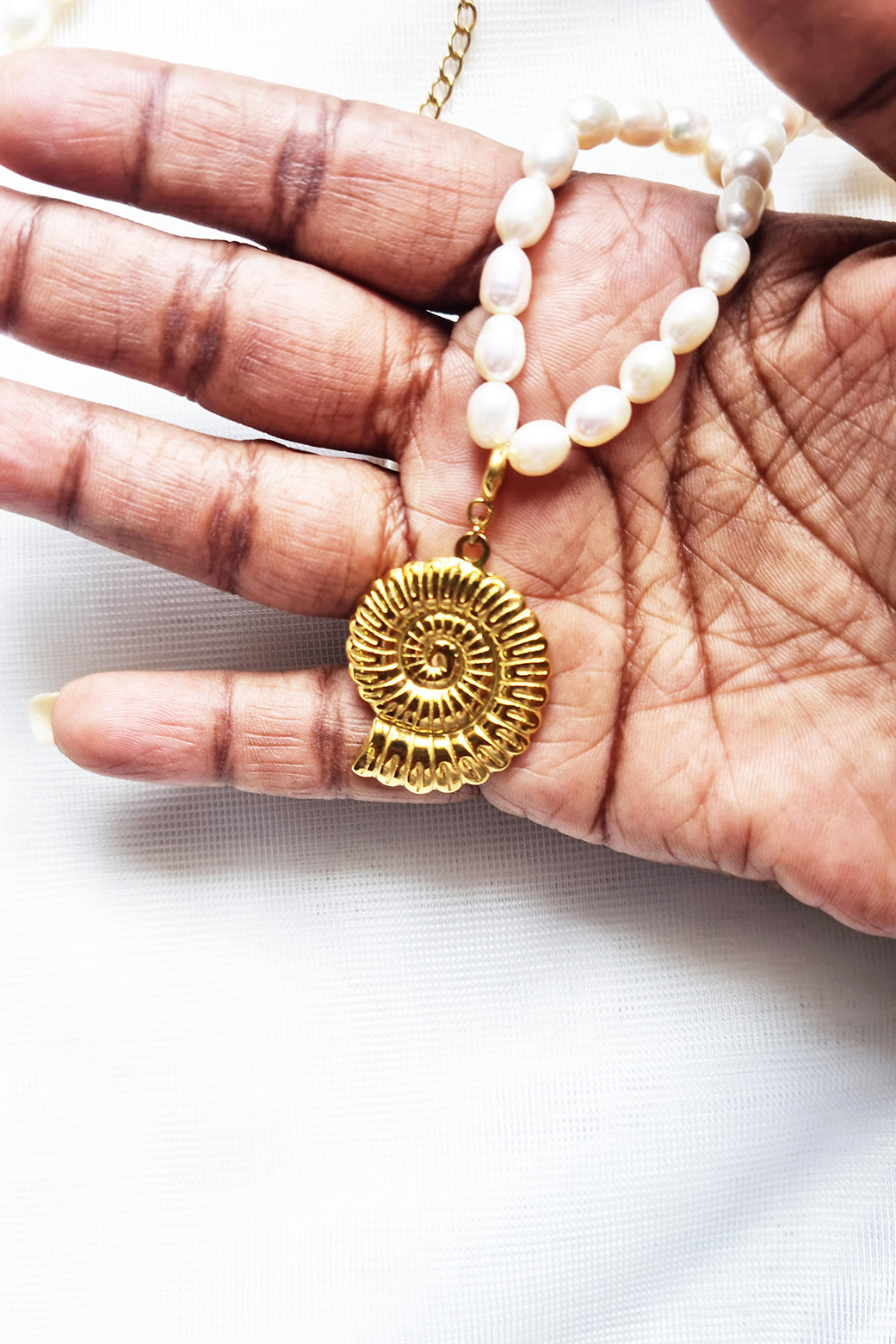 Dainty Pearl Nautilus Seashell Necklace Gold