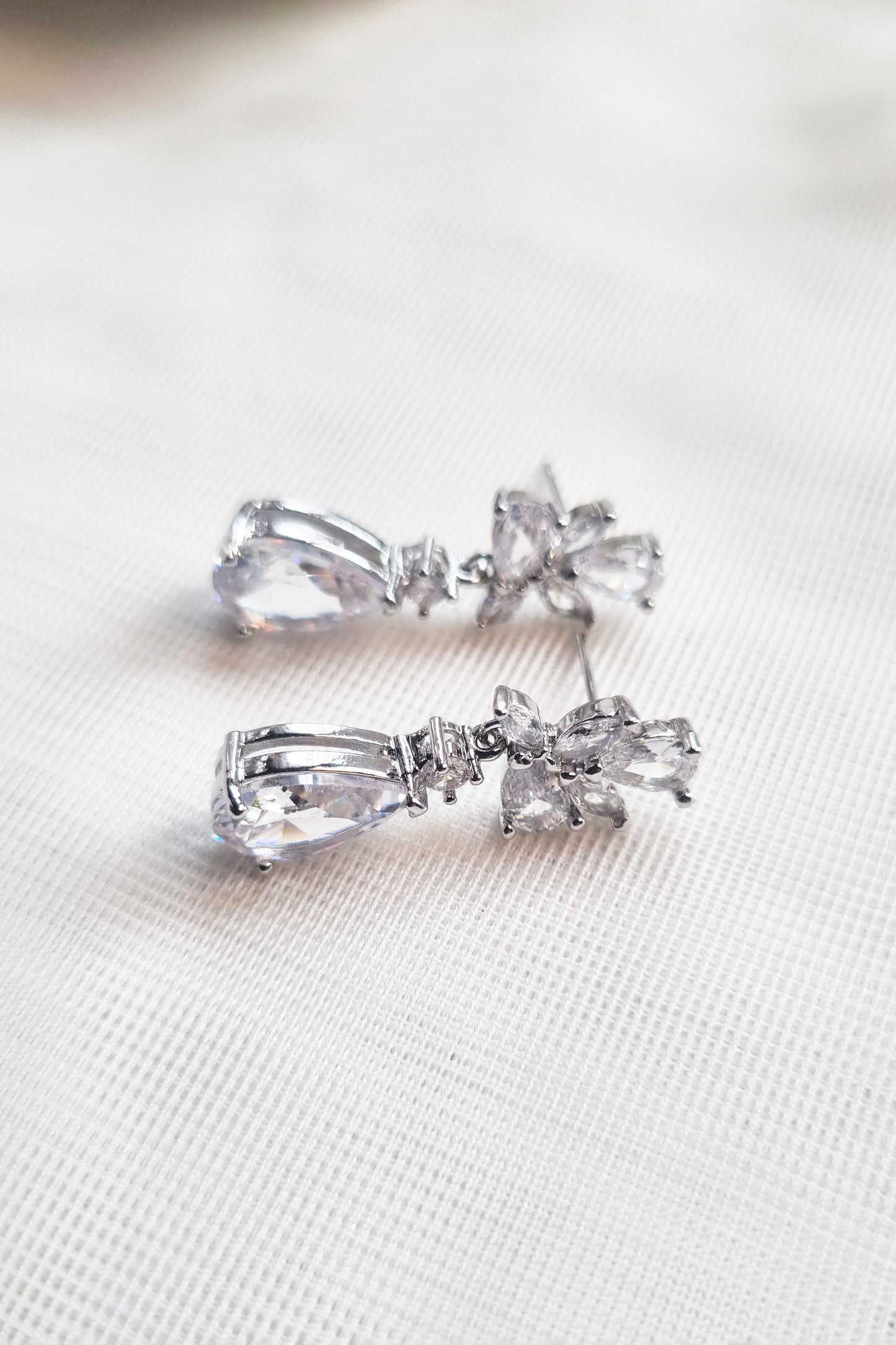 Dainty Silver Cubic Zirconia Teardrop Earrings