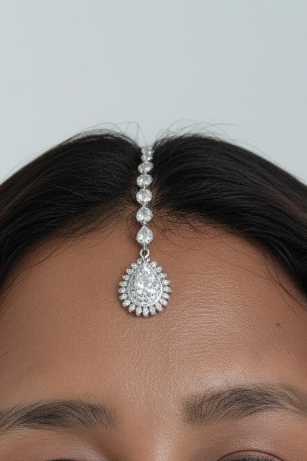 Dainty Starburst Maang Tikka for Boho and Indian Brides