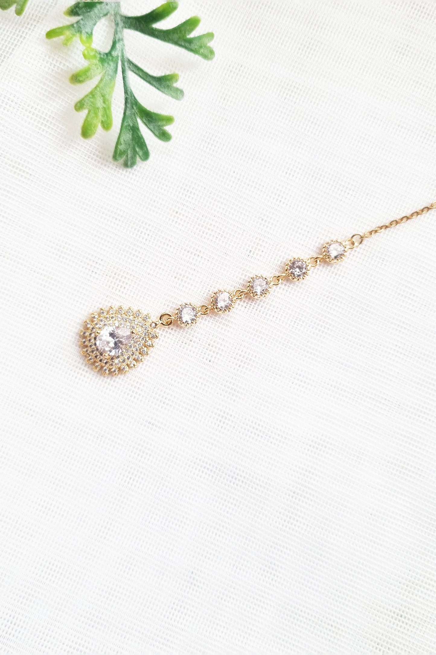 Dainty Starburst Maang Tikka for Boho and Indian Brides