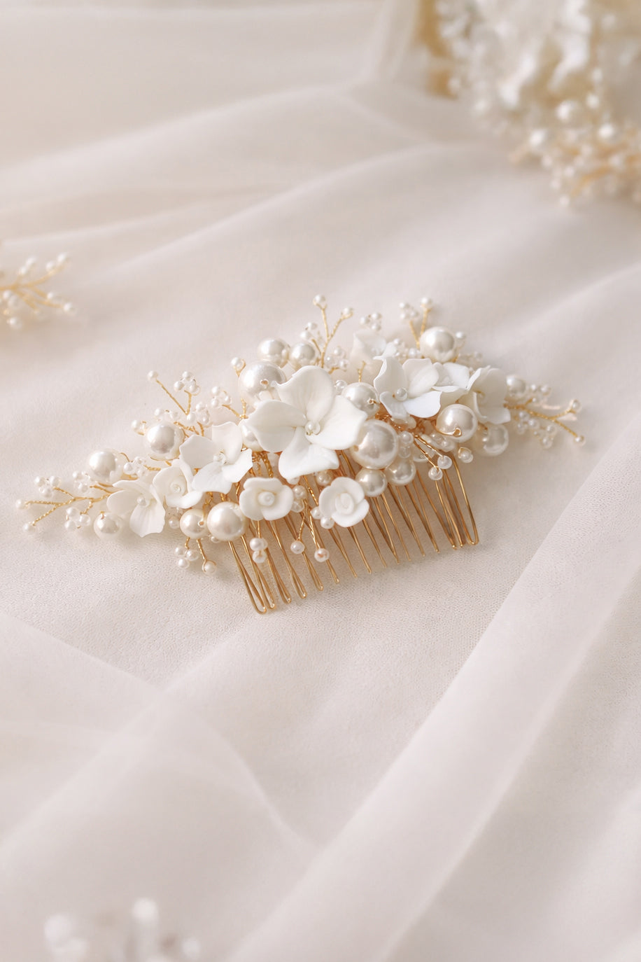 Ceramic Wedding Hair Comb with pearls