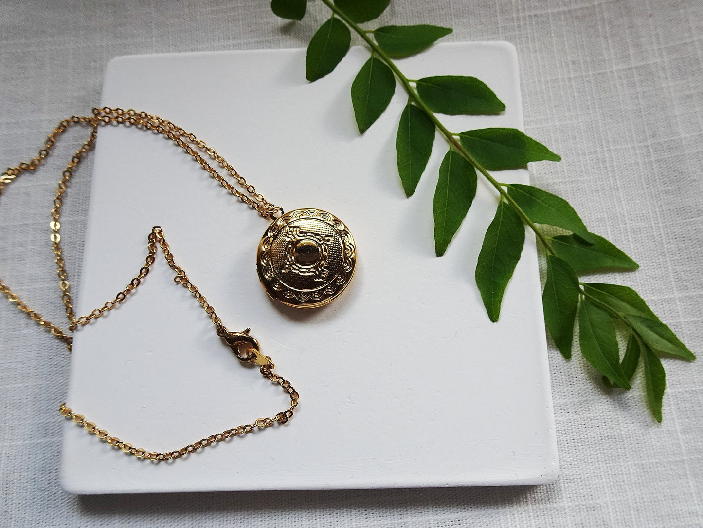 Gold Locket Necklace - Photo Keepsake Gift