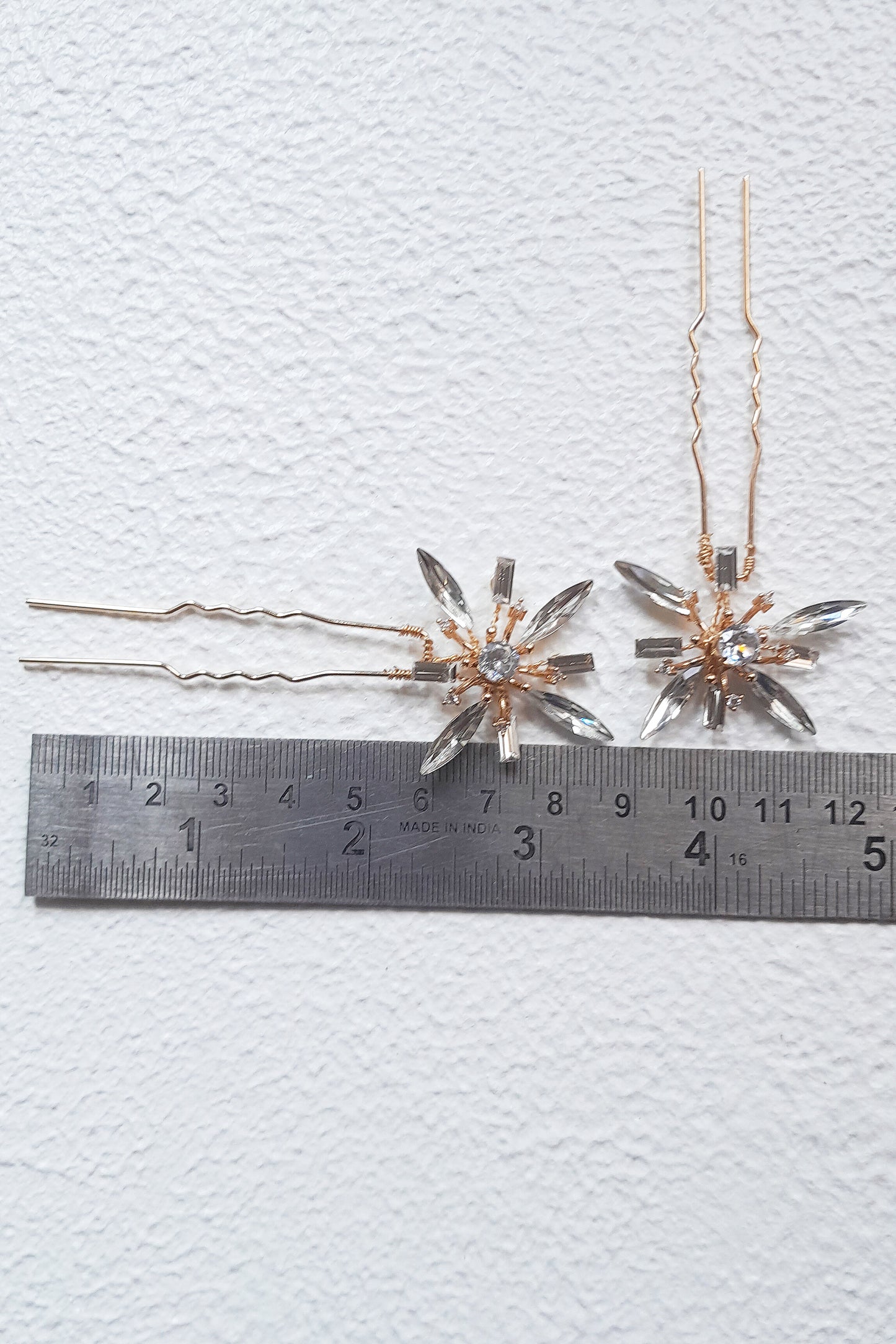 Gold Star wedding hair pin, Celestial starburst hair accessories