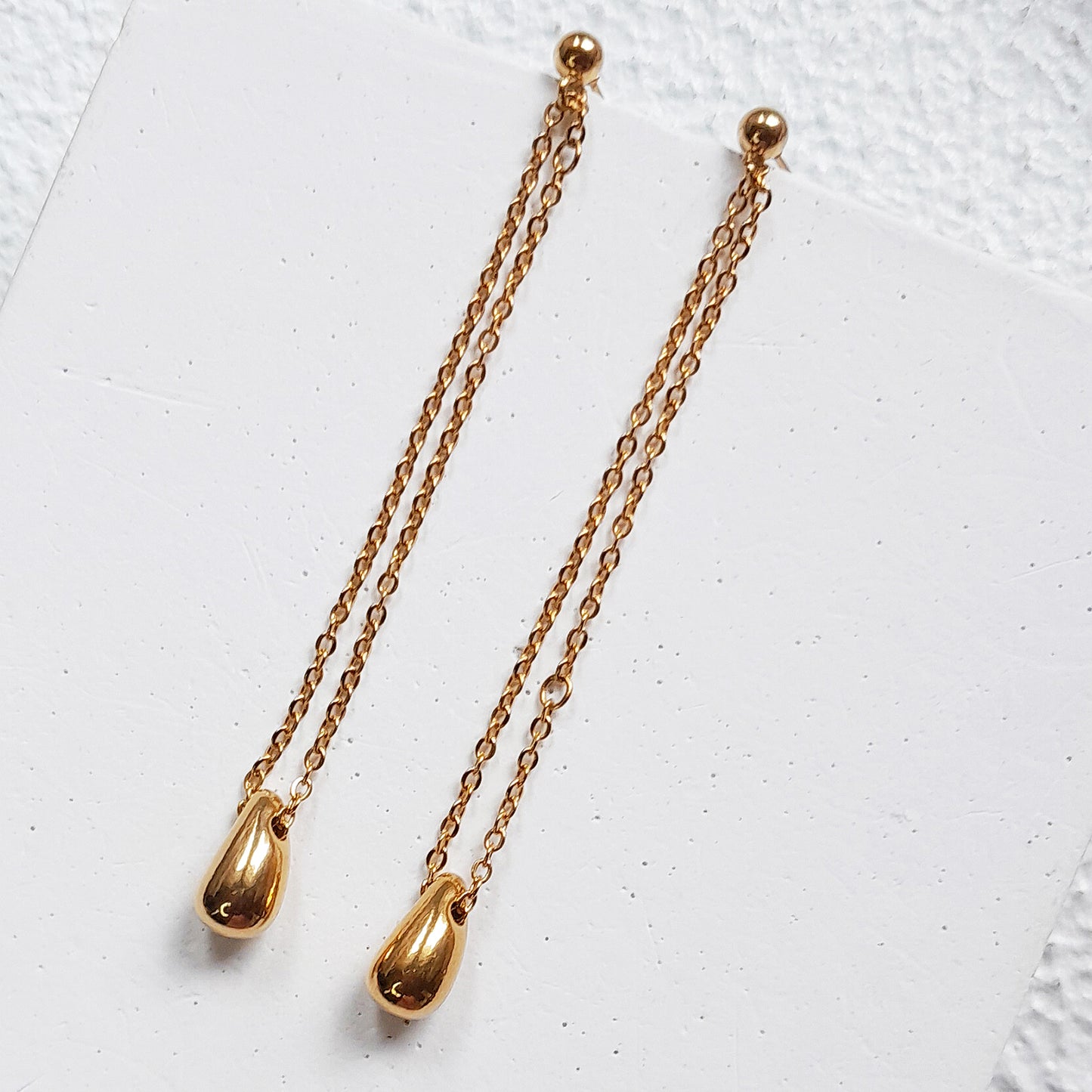 Y Shaped Raindrop Necklace Gold: Stunning Lariat Necklace for Women