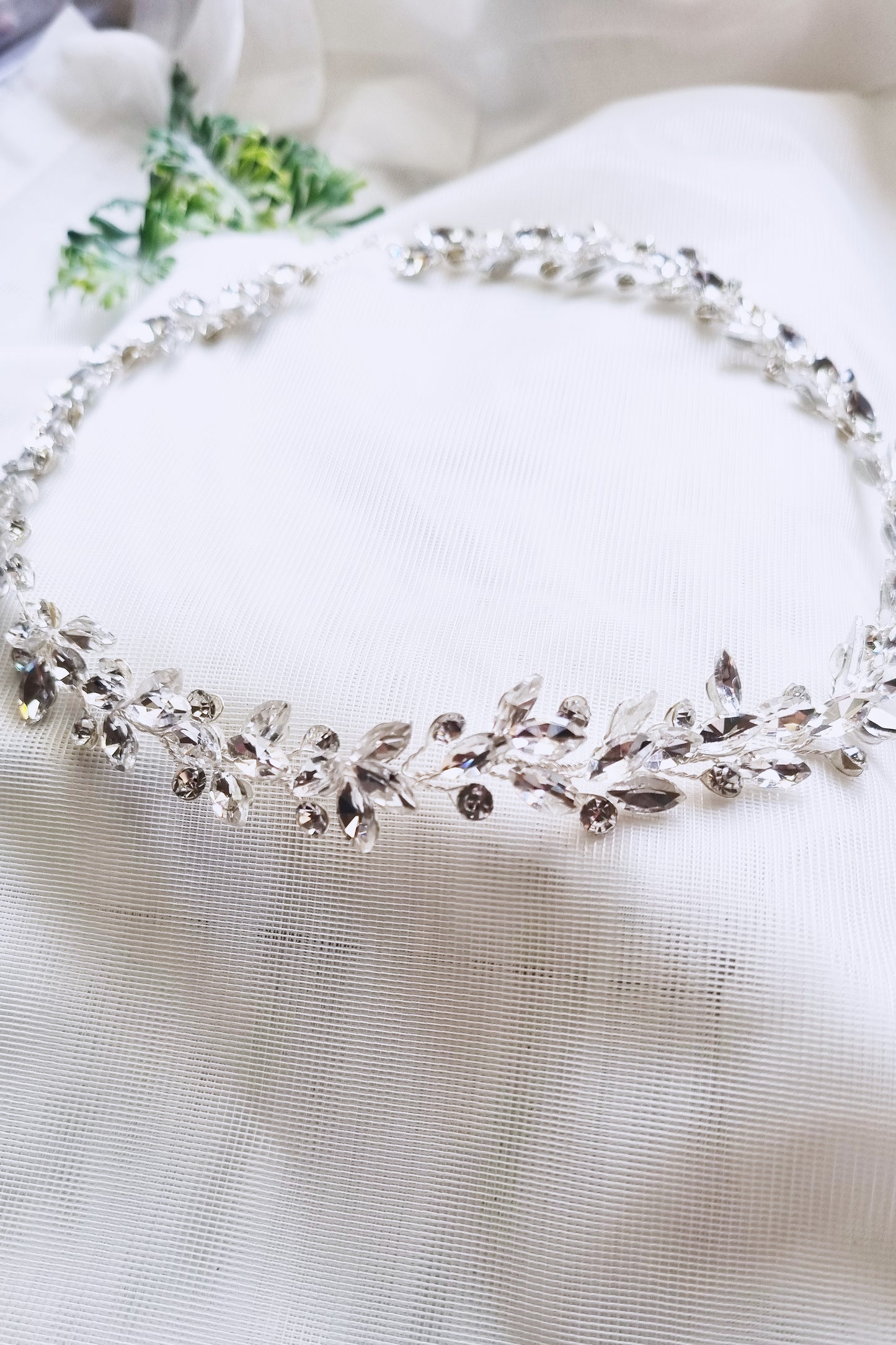 Bridal crystal hair vine