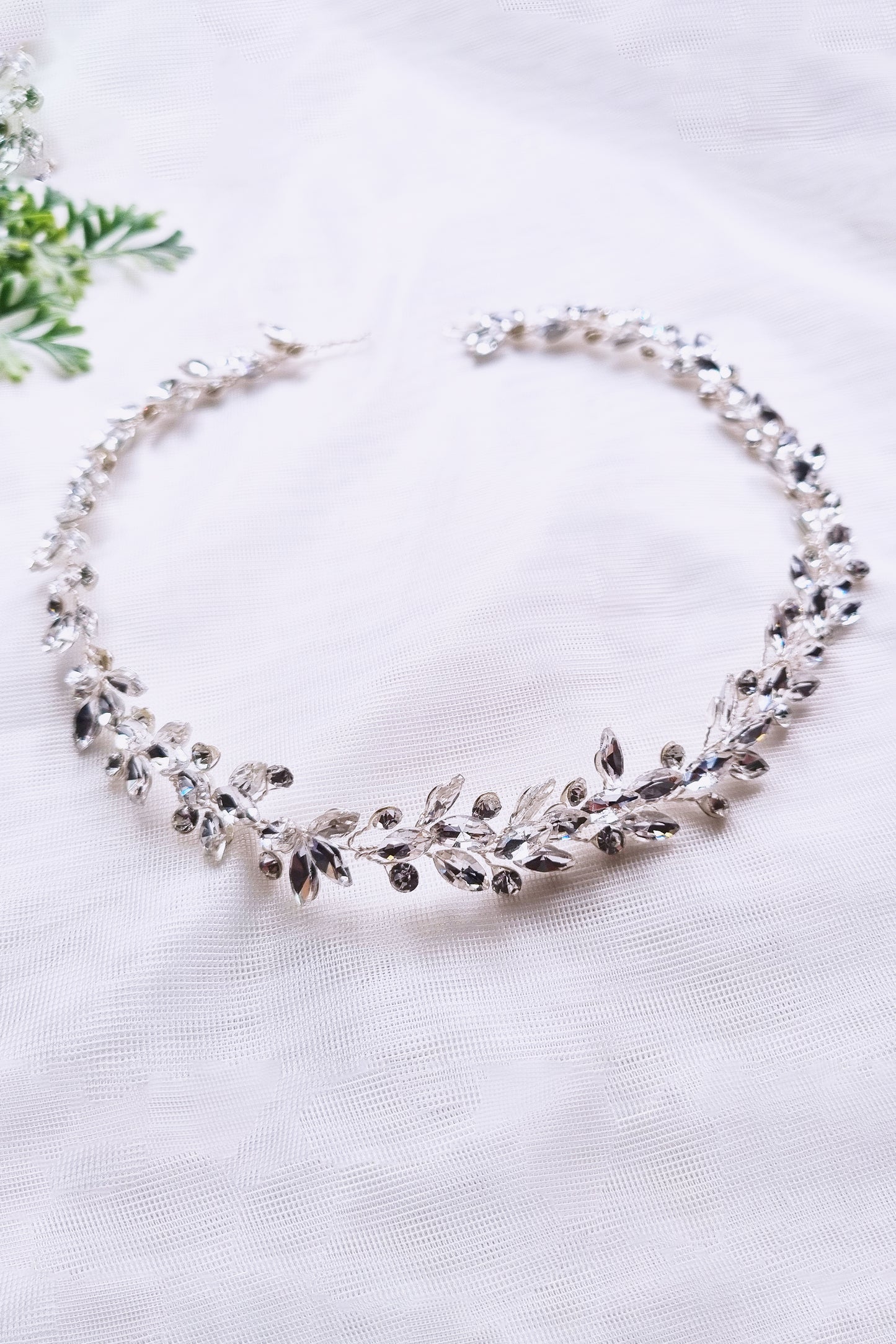 Bridal crystal hair vine