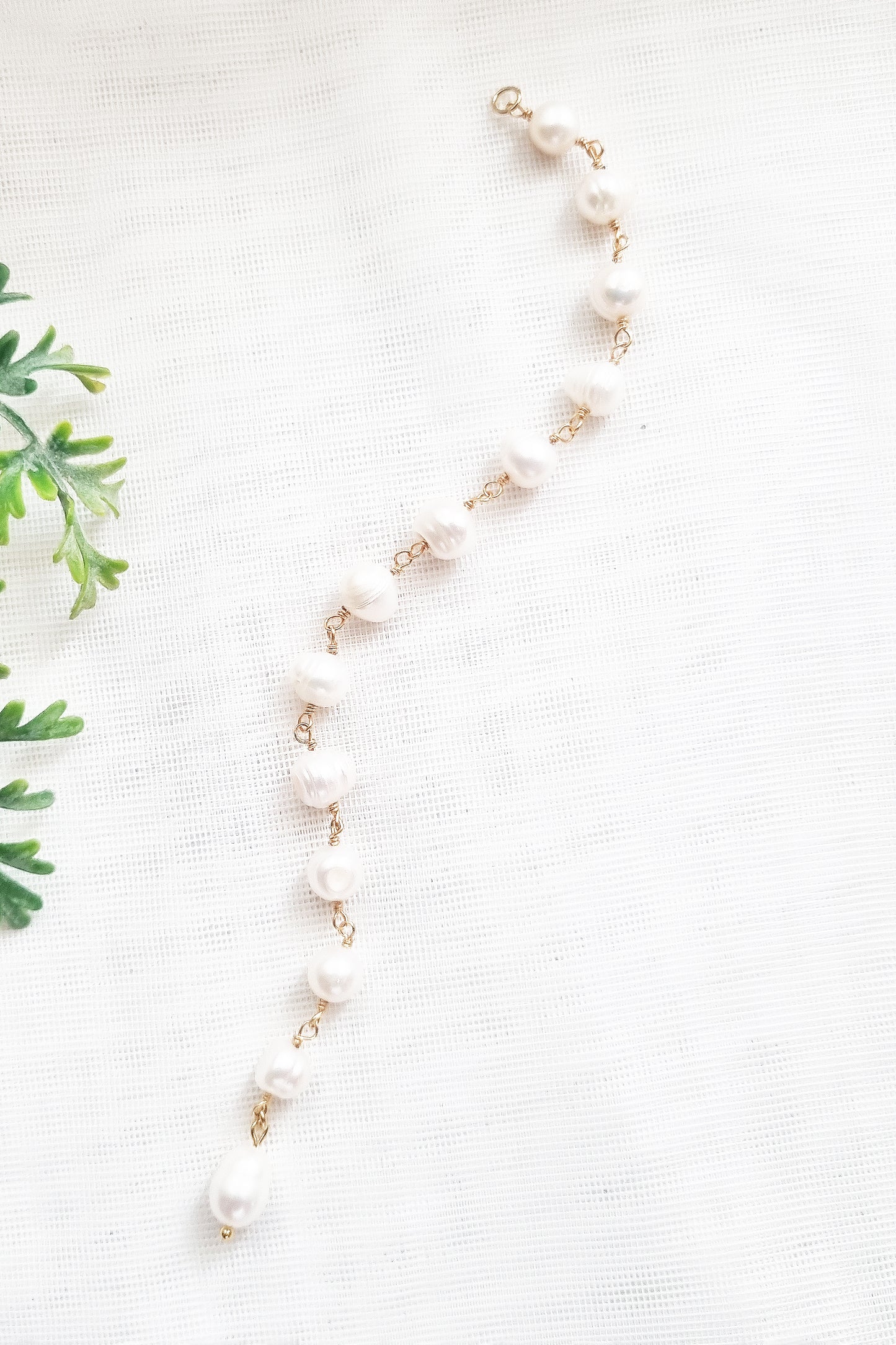 Freshwater Pearl Maang Tikka, Minimalist Bridal Hair Jewelry, Boho Indian Wedding Accessory
