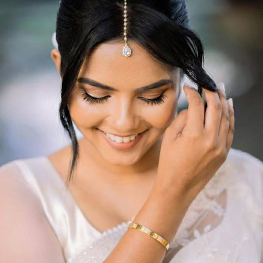 Elegant dainty maang tikka for boho brides & bridesmaids in gold or silver wedding style