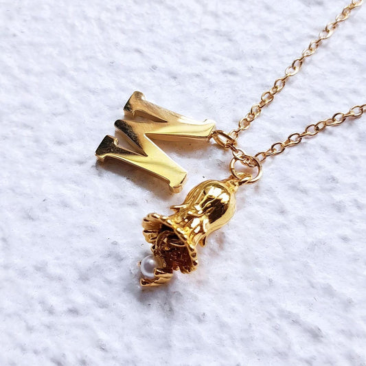 Personalized Birth Flower Necklace - Gold